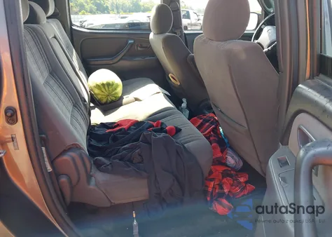 2006 Toyota Tundra Sr5 V8 from USA, damaged, VIN 5TBDT44106S524671